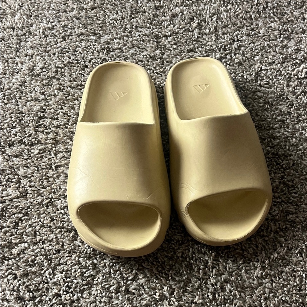 Yeezy Slides